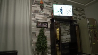 Русская сестра облизывает член брату в домашнем видео