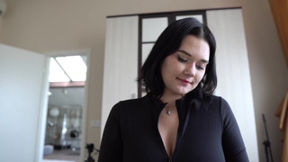 Кобель на работе, а она член друга в горло впустить не против ??